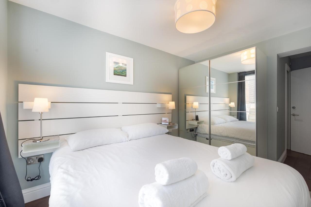 Attractive With Private Patio In Fashionable Fulham By Underthedoormat * Londres