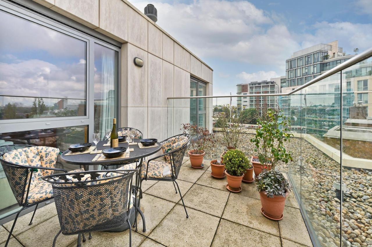 Appartement Superb With Terrace Near The River In Putney By Underthedoormat *