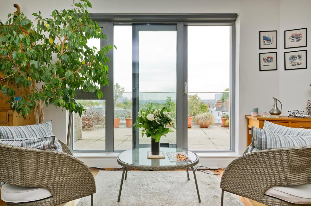 Appartement Superb With Terrace Near The River In Putney By Underthedoormat *