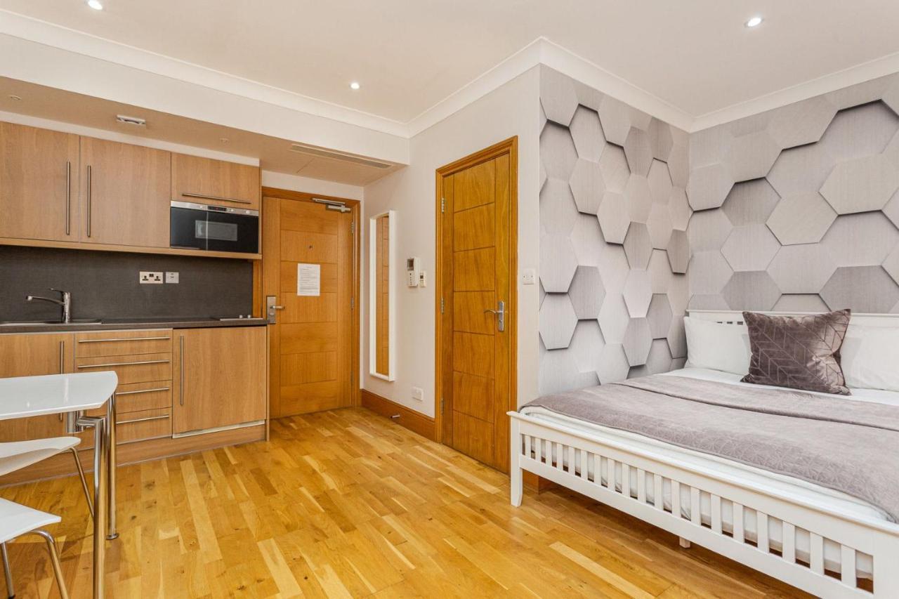 Apartment Cleveland Residences Russell Square *