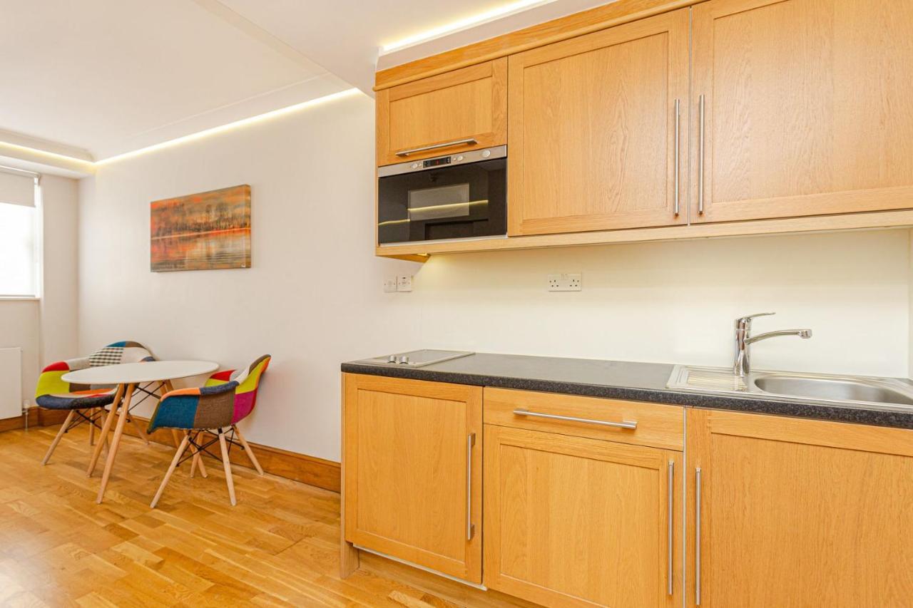 Apartment Cleveland Residences Russell Square London