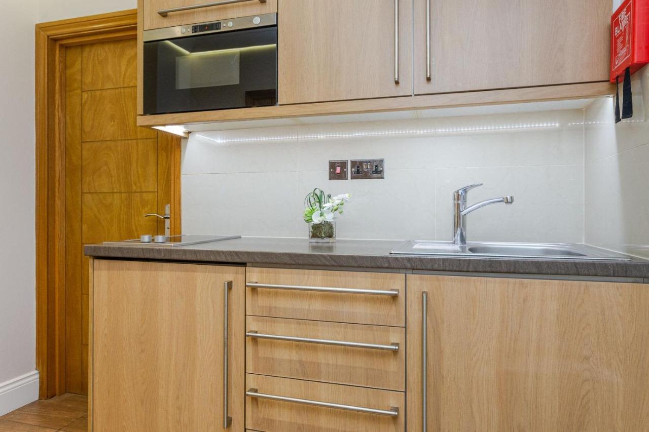 Apartment Cleveland Residences Russell Square *