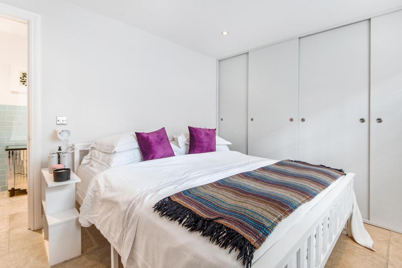 Chepstow Place- Notting Hill * London