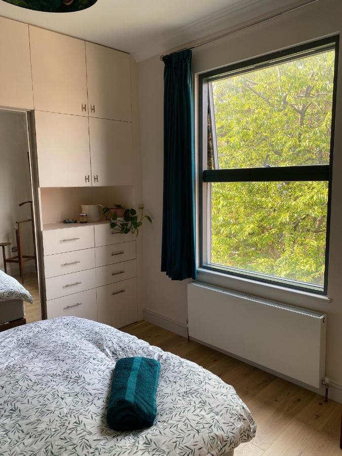 Bright & Beautiful Loft 10mins To Shoreditch Appartamento Londra