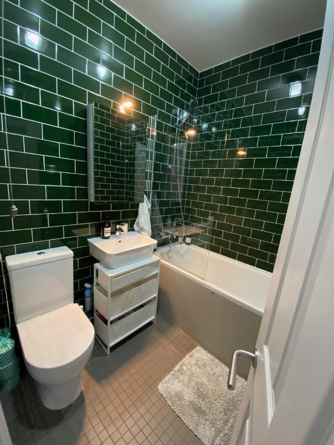 Appartamento Bright & Beautiful Loft 10mins To Shoreditch Londra