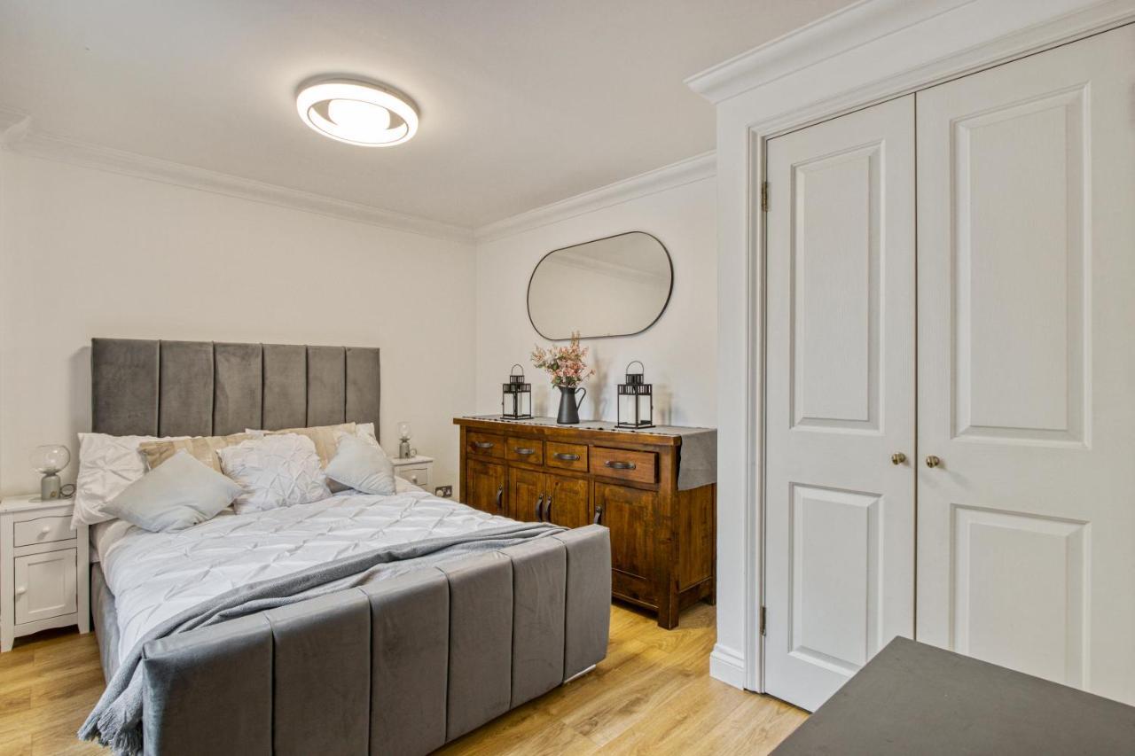 2-bed 2-bathroom Mayfair - Maddox St Apartment *
