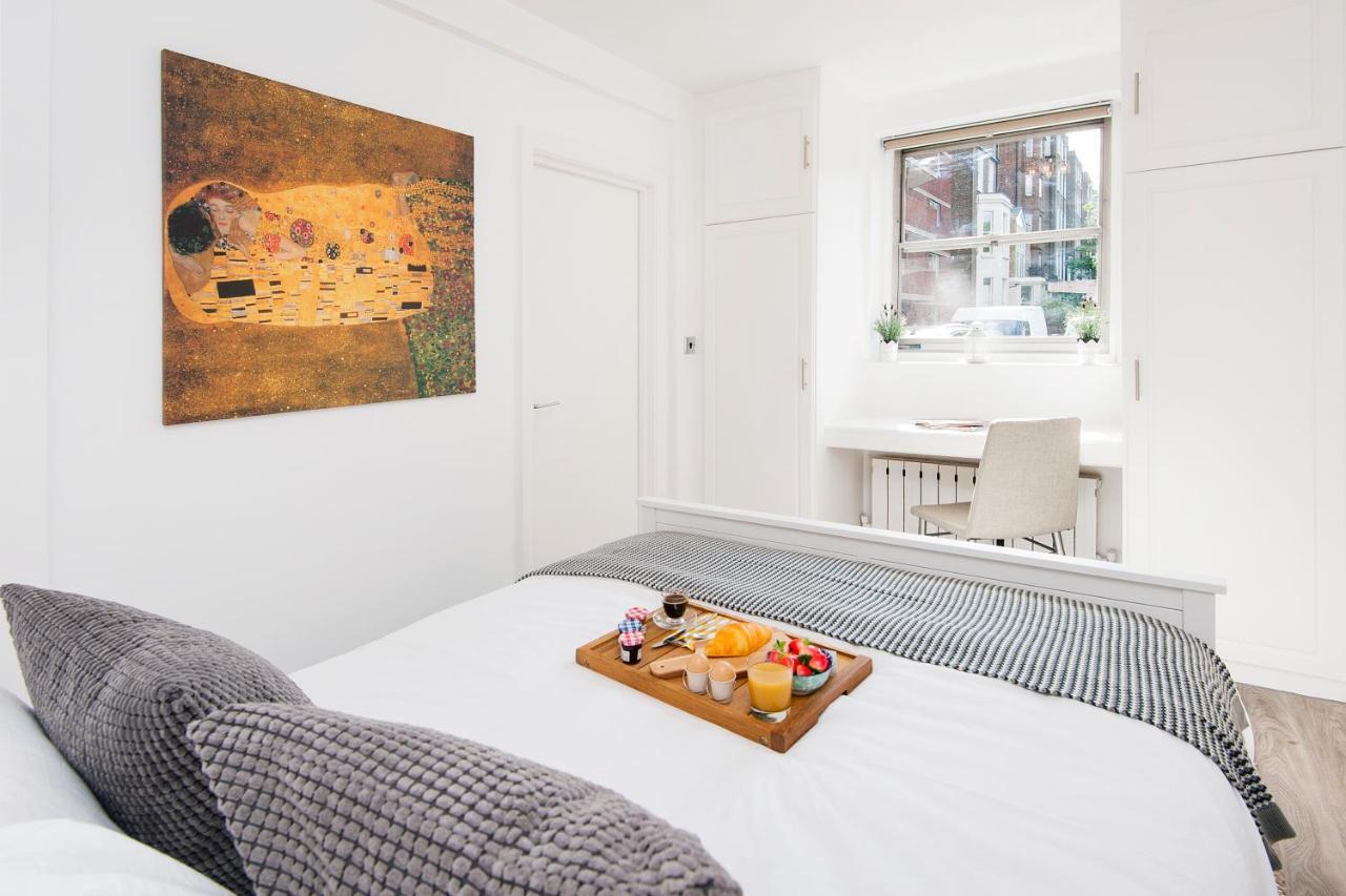 Sherborne Court 3* London