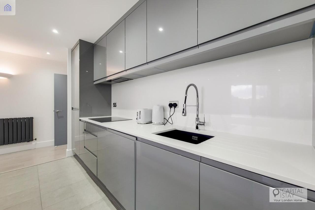Apartment Free Parking - Stylish Three Bedroom By Excel London