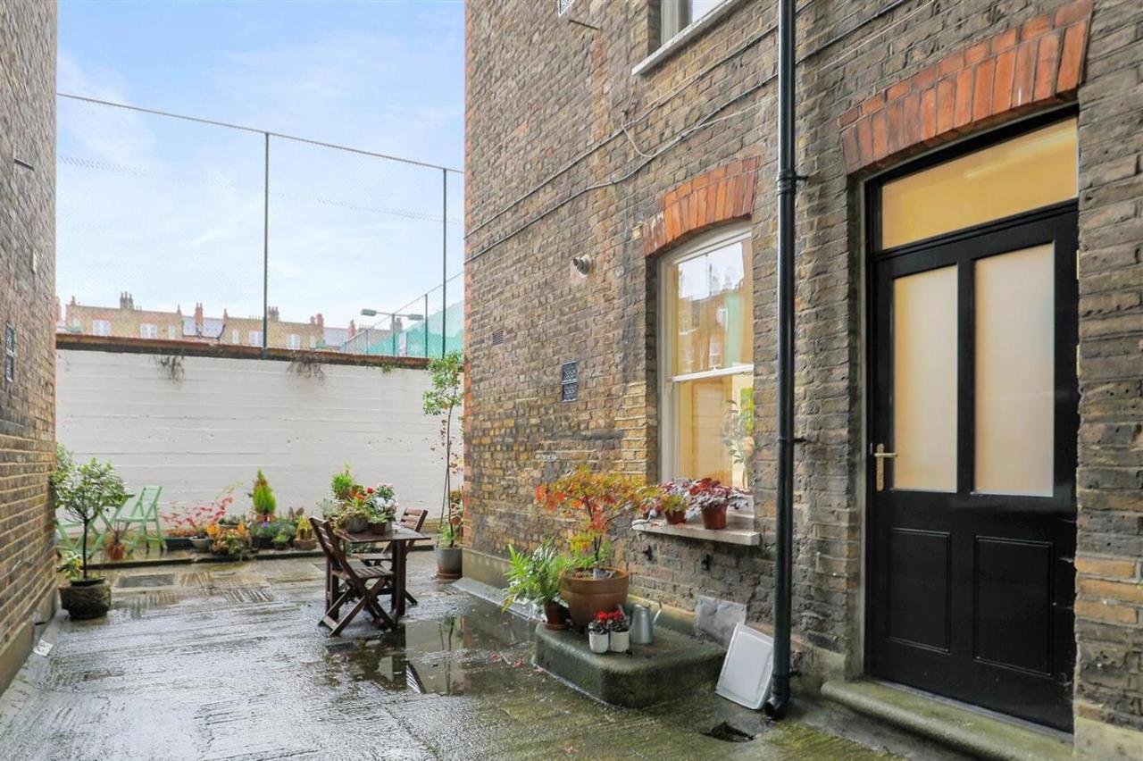Lejlighed Spacious Flat With Huge Patio In Central
