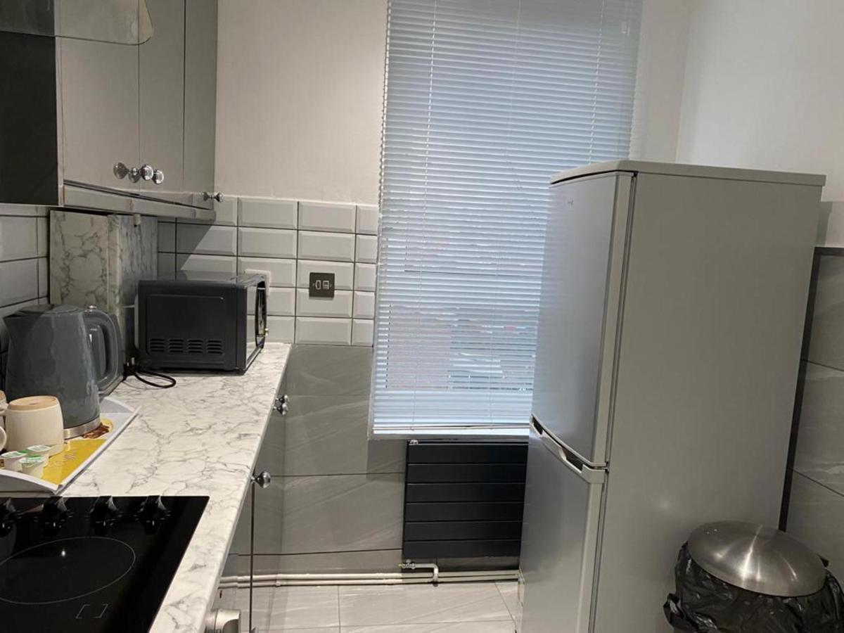 Luxurious 2-bed In Woolwich Lägenhet