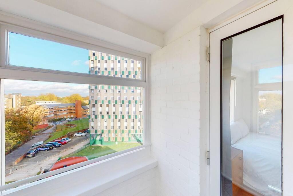 Stylish 2-bedroom Flat In Bethnal Green Londen