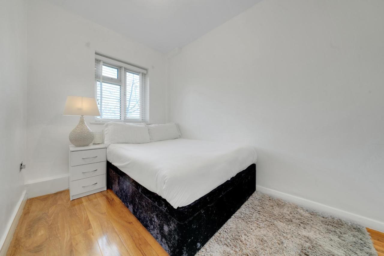 Tower Bridge Large Modern 3 Bed By Bridge Apartment *