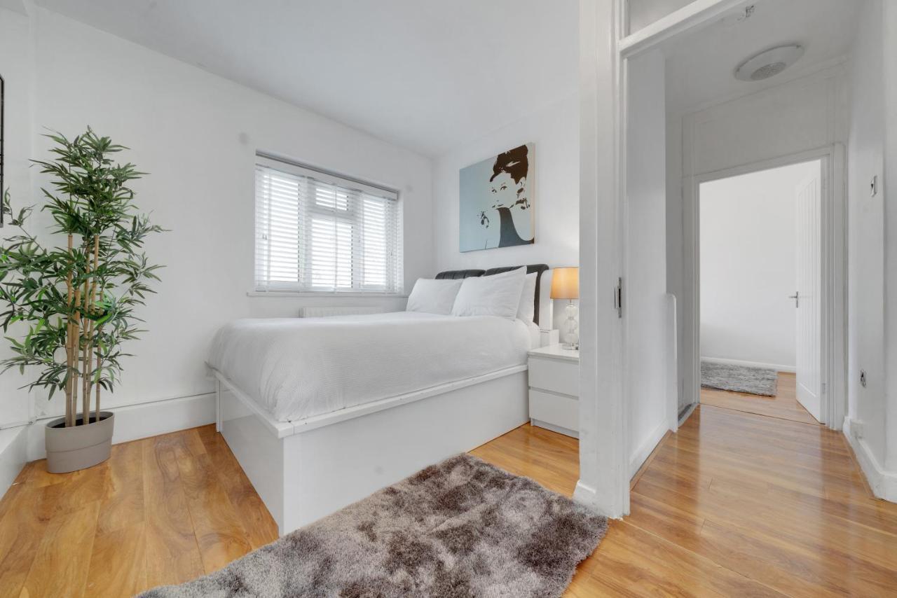 Tower Bridge Large Modern 3 Bed By Bridge Apartment