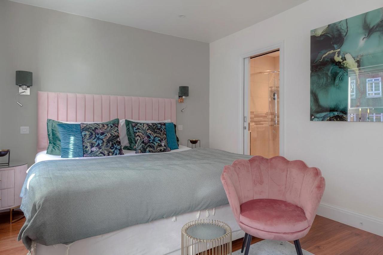 Notting Hill & Hyde Park Exclusive West-end Serene Designer Family 5bed4bath Londen