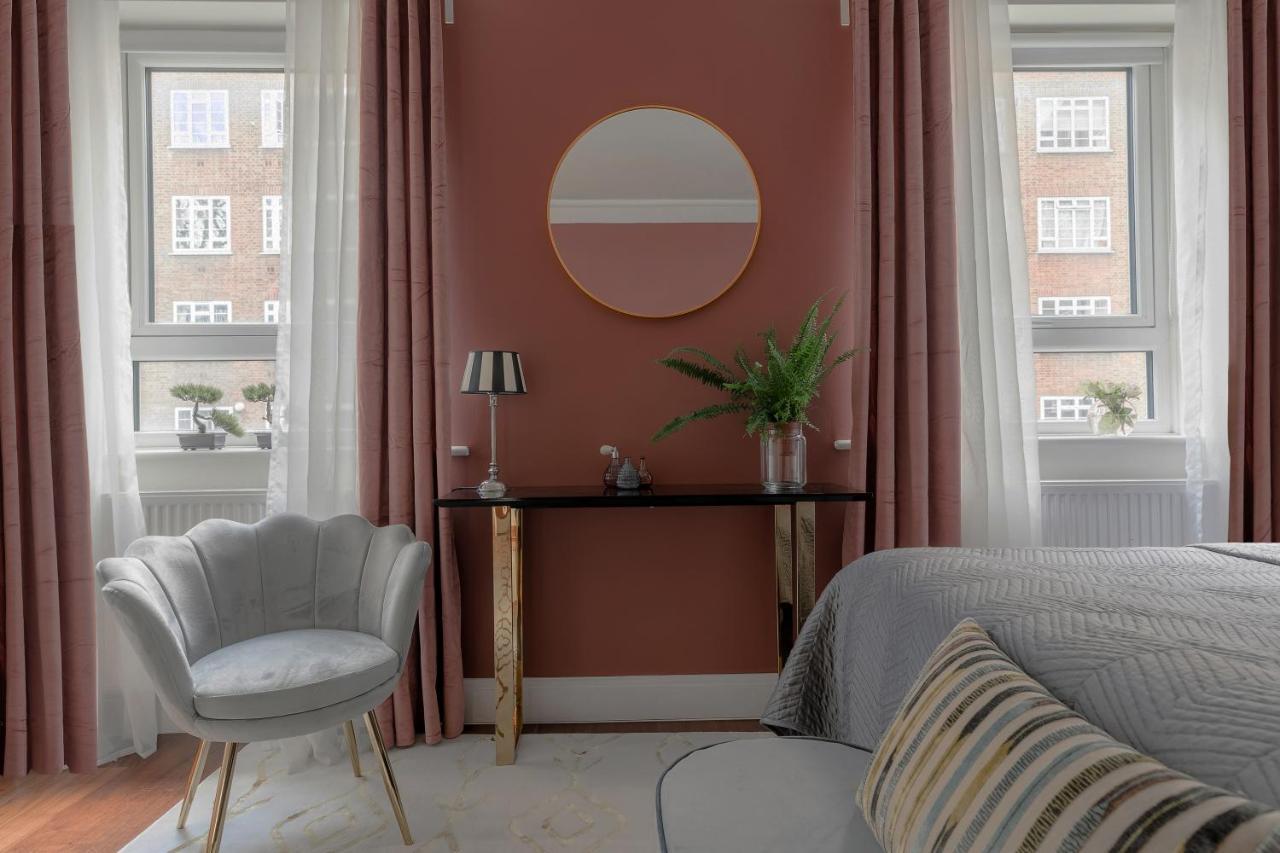 Lejlighed Notting Hill & Hyde Park Exclusive West-end Serene Designer Family 5bed4bath London