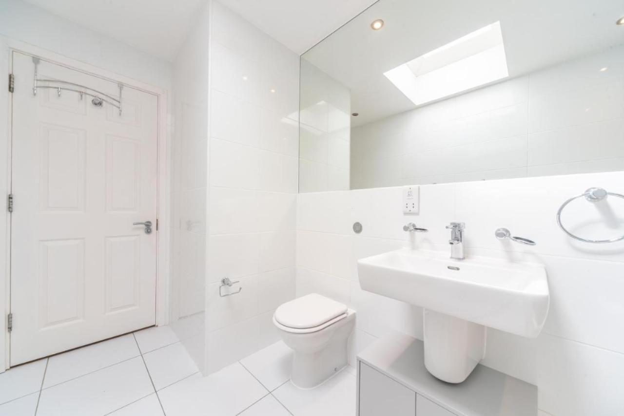 Lovely Penthouse Near Canary Wharf