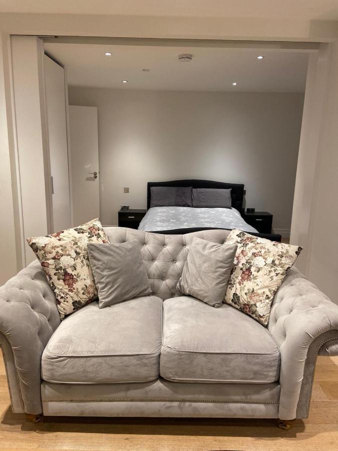 1 Bed Flat In Vauxhall Next To Battersea * Londen