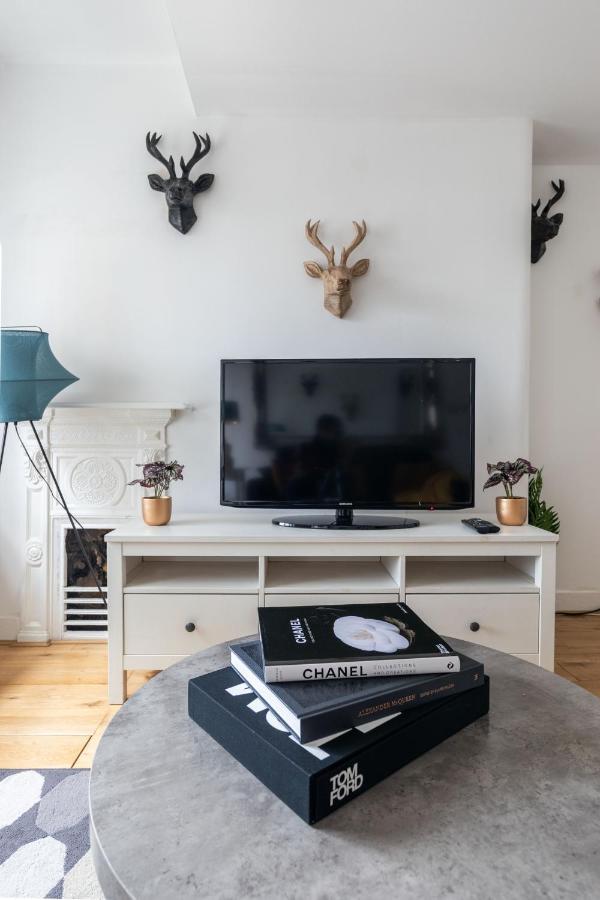 Spacious 1 Bed Oxford Street - Sleeps 4 Appartement *