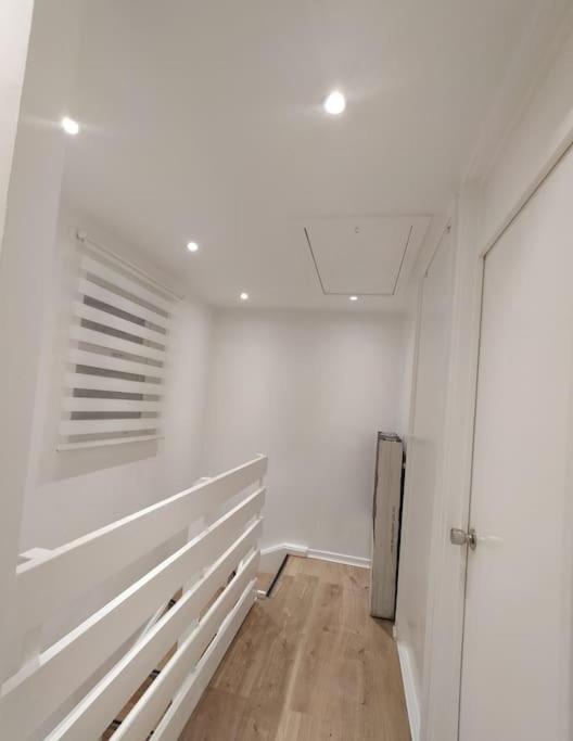 Impeccable 2-bed House Londra