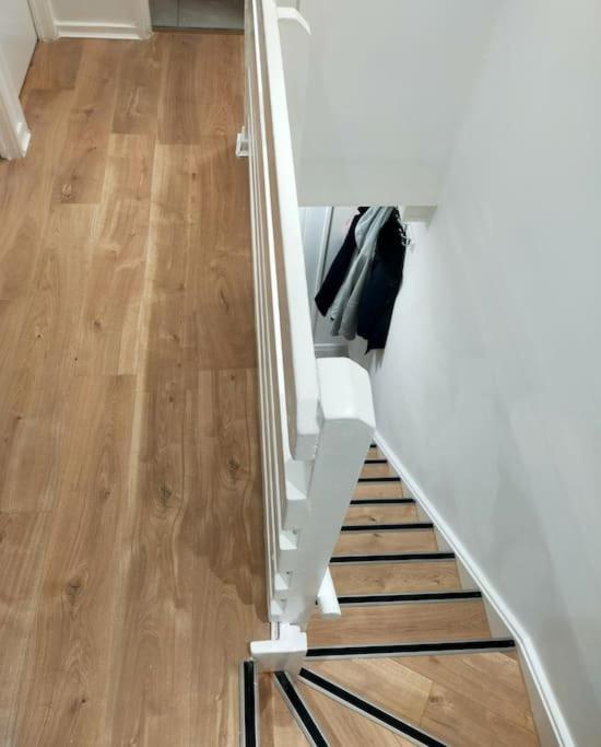 Impeccable 2-bed House Appartamento Londra