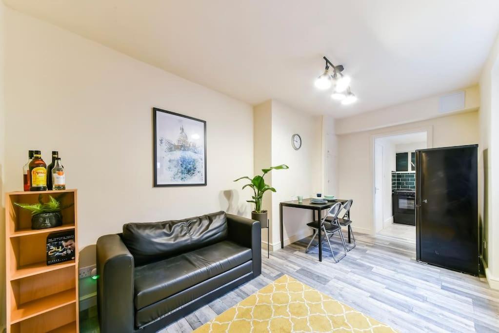 Stylish 2 Bed Garden Flat In Zone 1 Central Appartement *