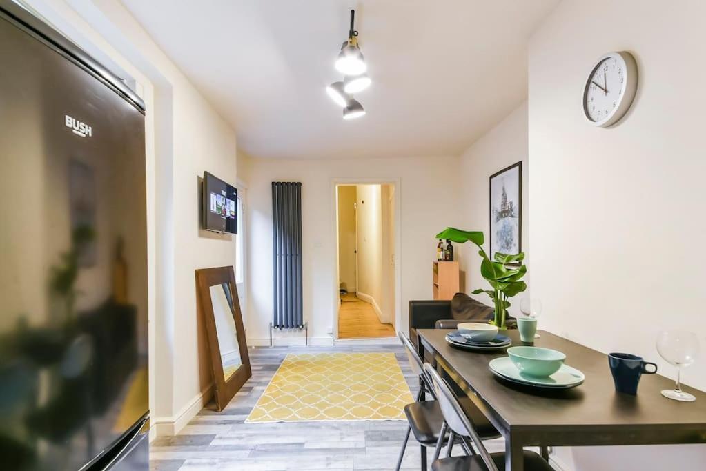 Appartement Stylish 2 Bed Garden Flat In Zone 1 Central *