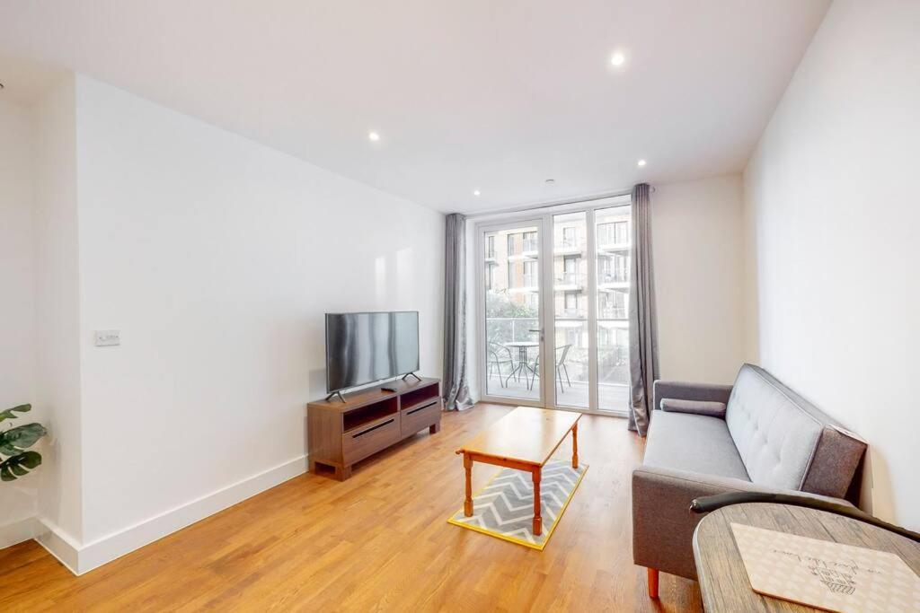 Lovely 1 Bedroom In Royal Arsenal Riverside Lejlighed