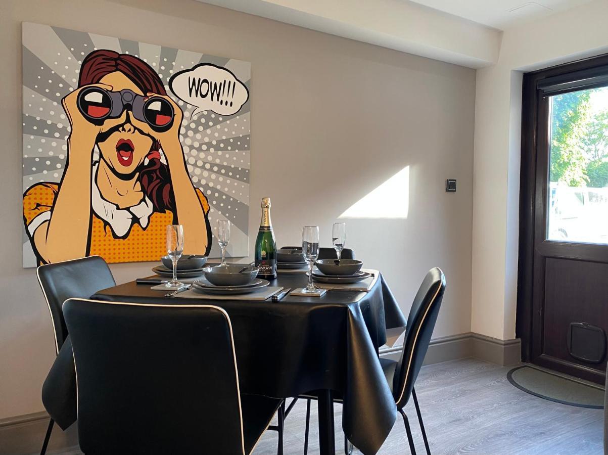 Lejlighed Modern Spacious 1 Bed With Free Parking In Trendy Inner Suburb 15 Mins Walk To Victoria Line Underground Then 20 Mins To Oxford Street 