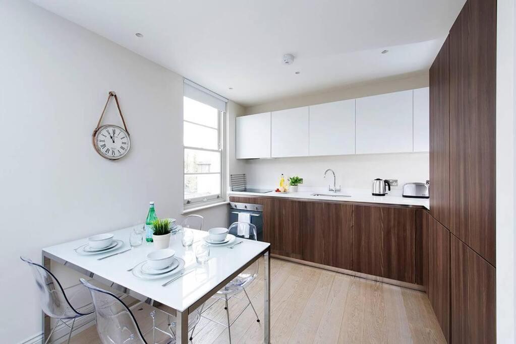 Apartment Recently Redecorated Spacious And Modern 1br Flat In West *