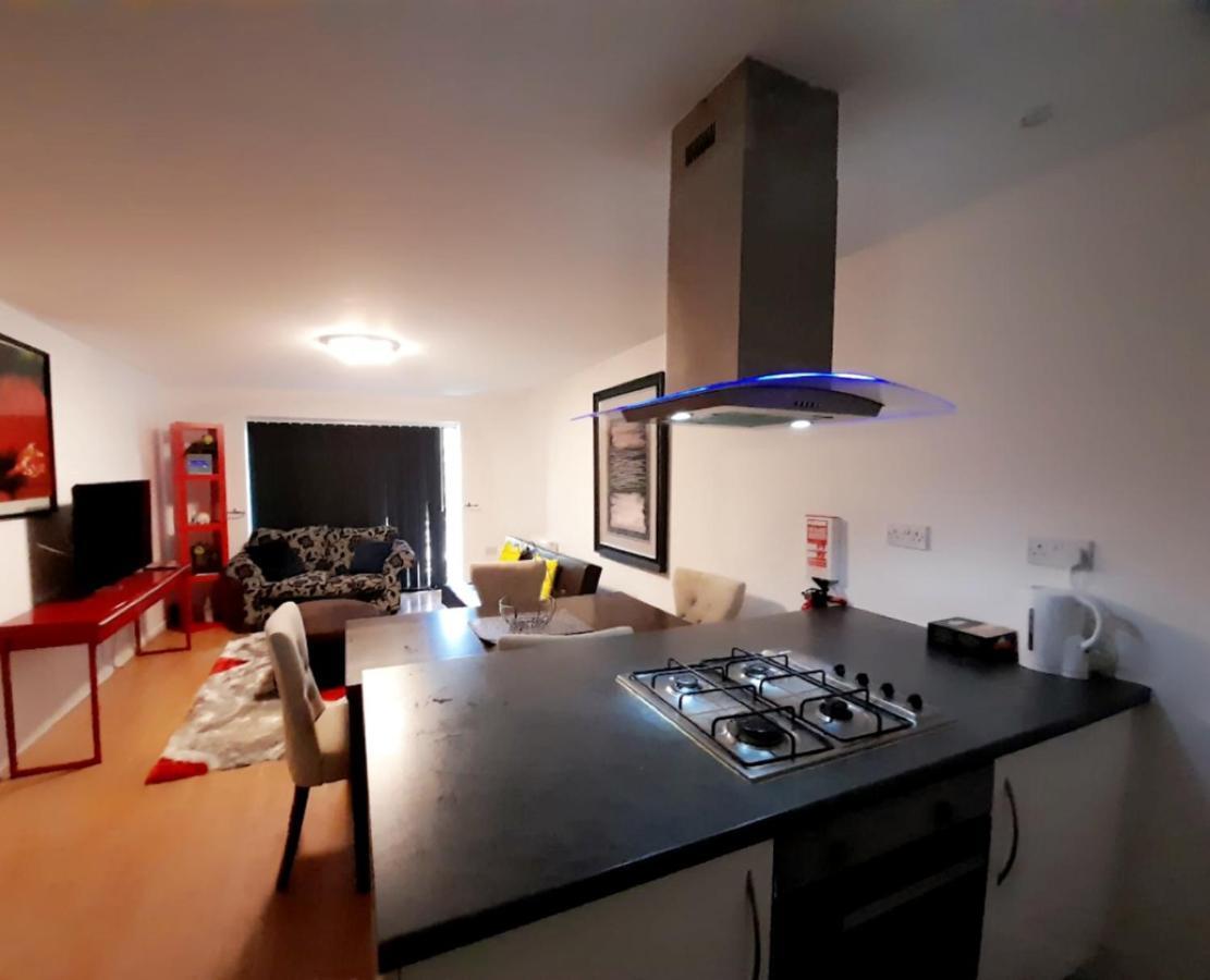 Docklands 2 Bedroom 2 Bath Lägenhet *