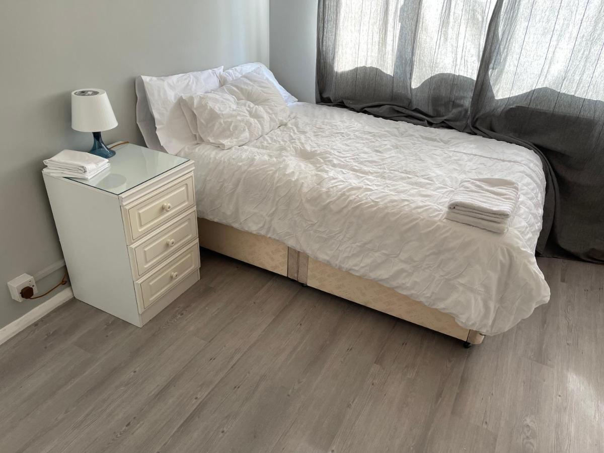 Appartement Entire Lovely 2 Bedroom With Private Garden & Free Street Parking