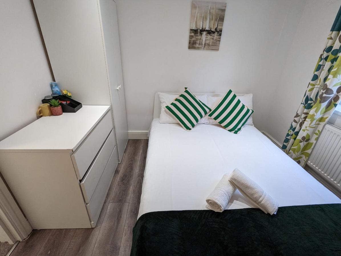 Mile End- Prime Location Gasthof *