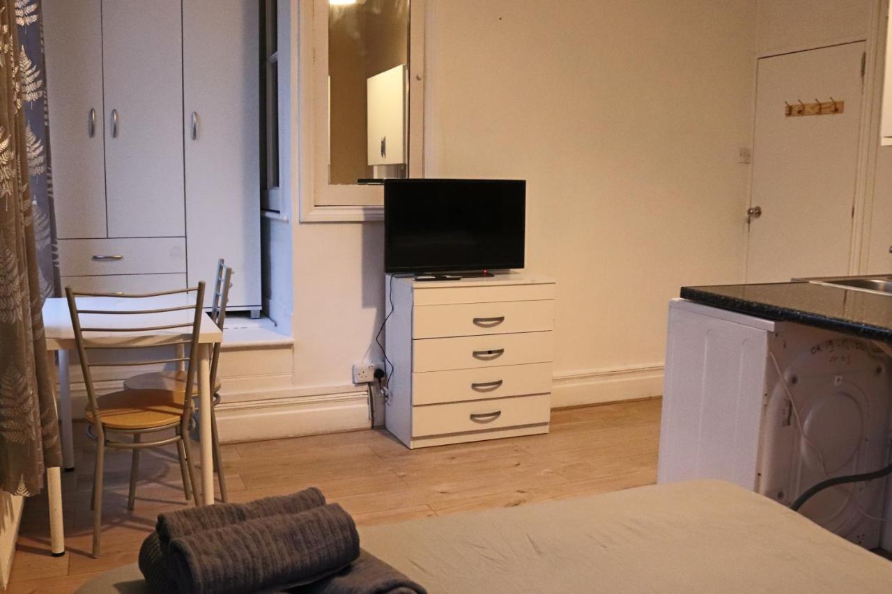 Studio On Finchley Road *
