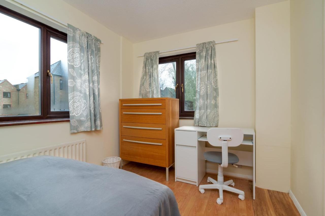 Ferienhaus Guestready - 4br In Surrey Quays Canada Water London