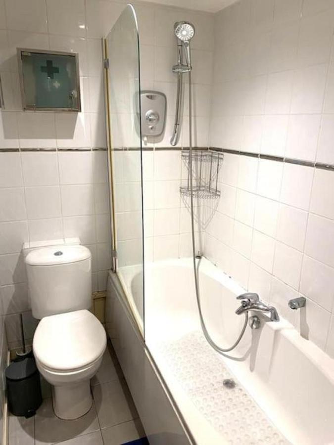 Lovely 1-bedroom Garden Flat In Acton *