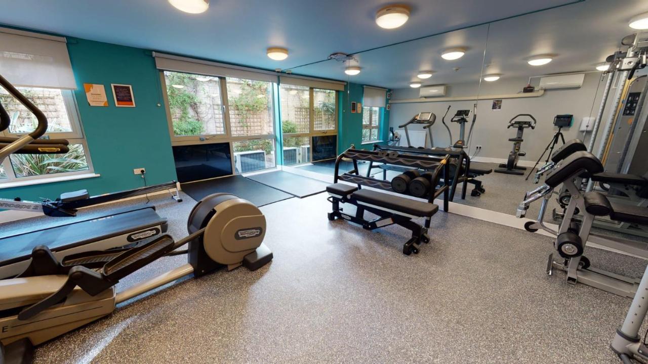 For Students Only Contemporary At Iq Hoxton In Lejlighed *