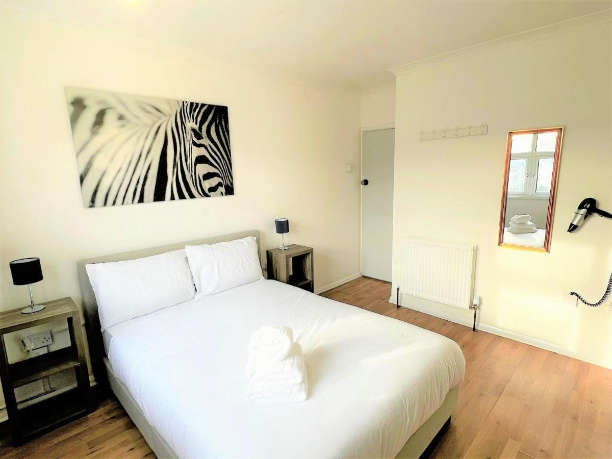 Gæstehus Stepney Comfy Double Bed 14