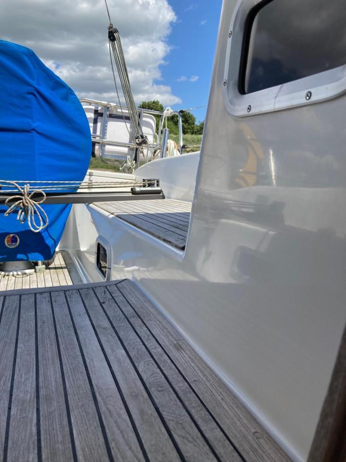 Botel Entire Boat At St Katherine Docks 2 Available Select Using Options London
