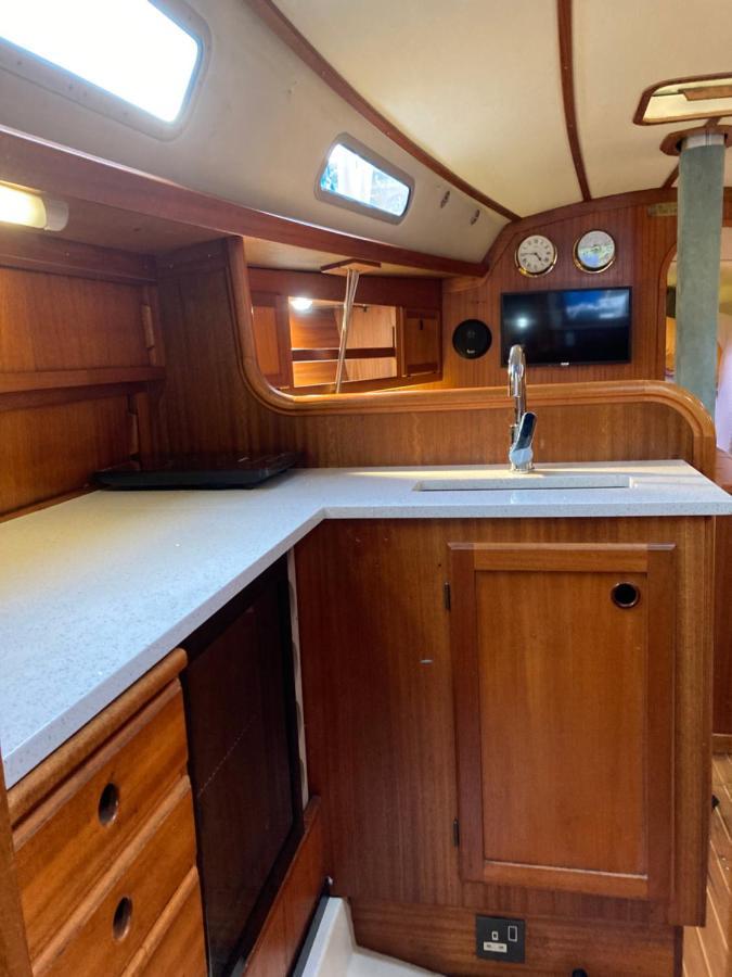 Entire Boat At St Katherine Docks 2 Available Select Using Options