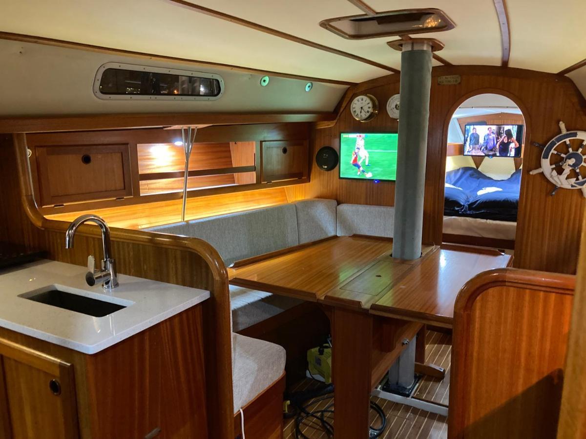 Entire Boat At St Katherine Docks 2 Available Select Using Options London
