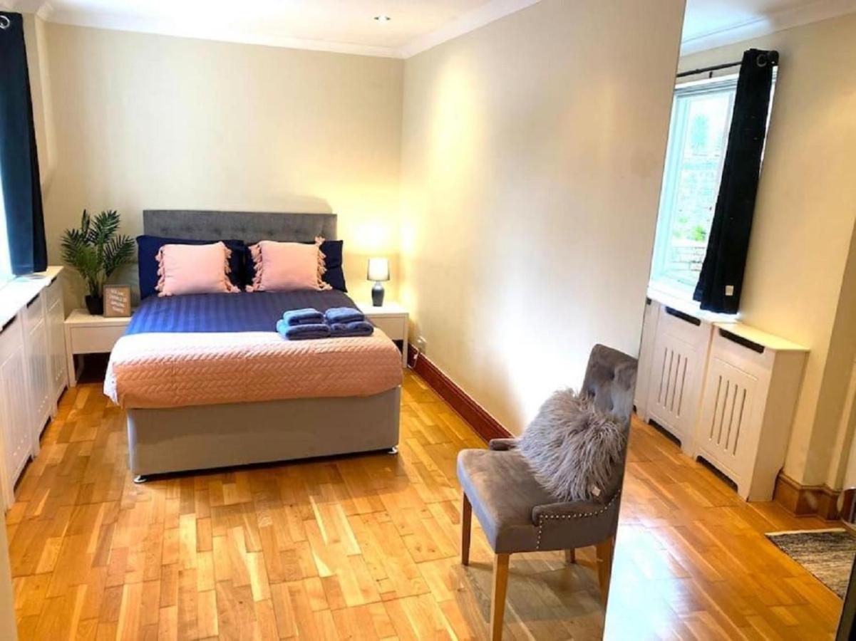 Lovely 1-bedroom Garden Flat In Acton Londra