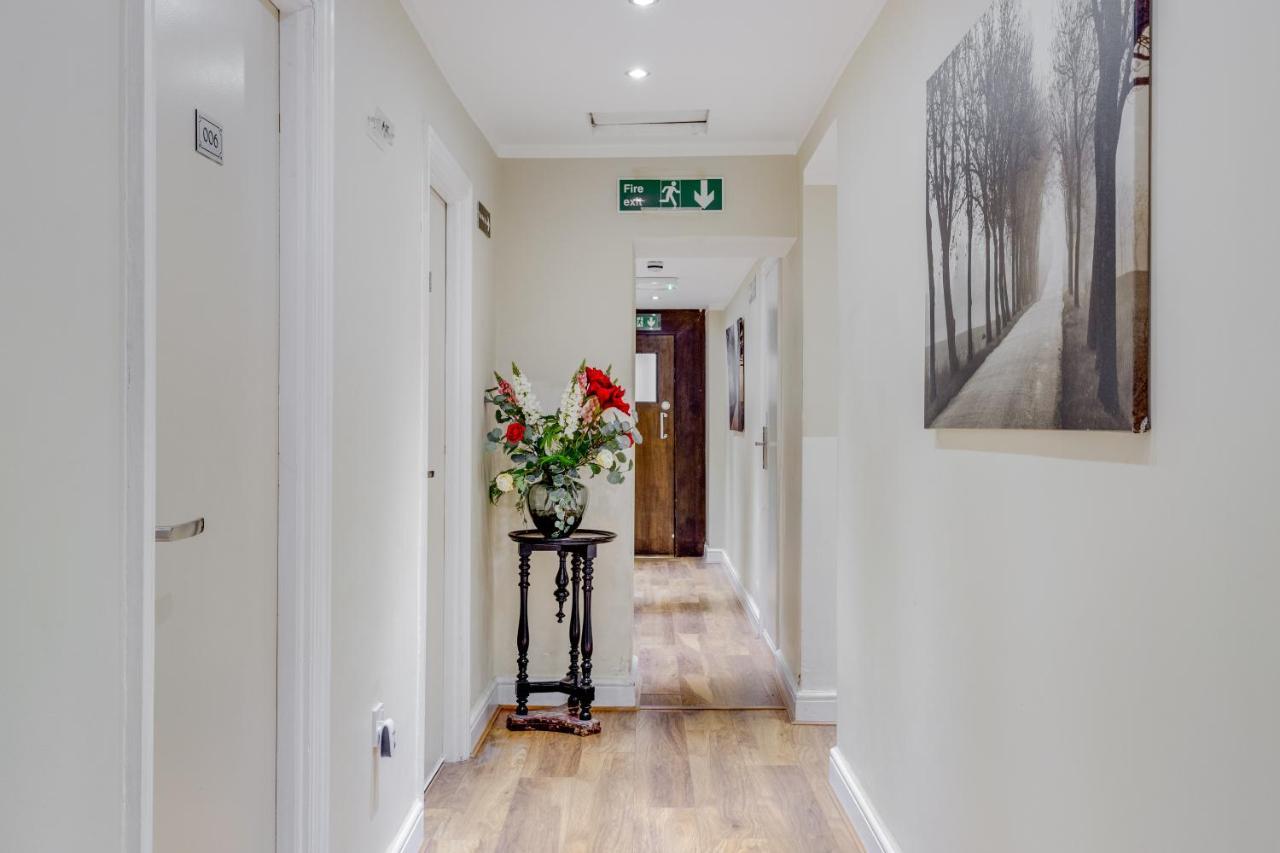 1 Lexham Gardens Hotell 3*