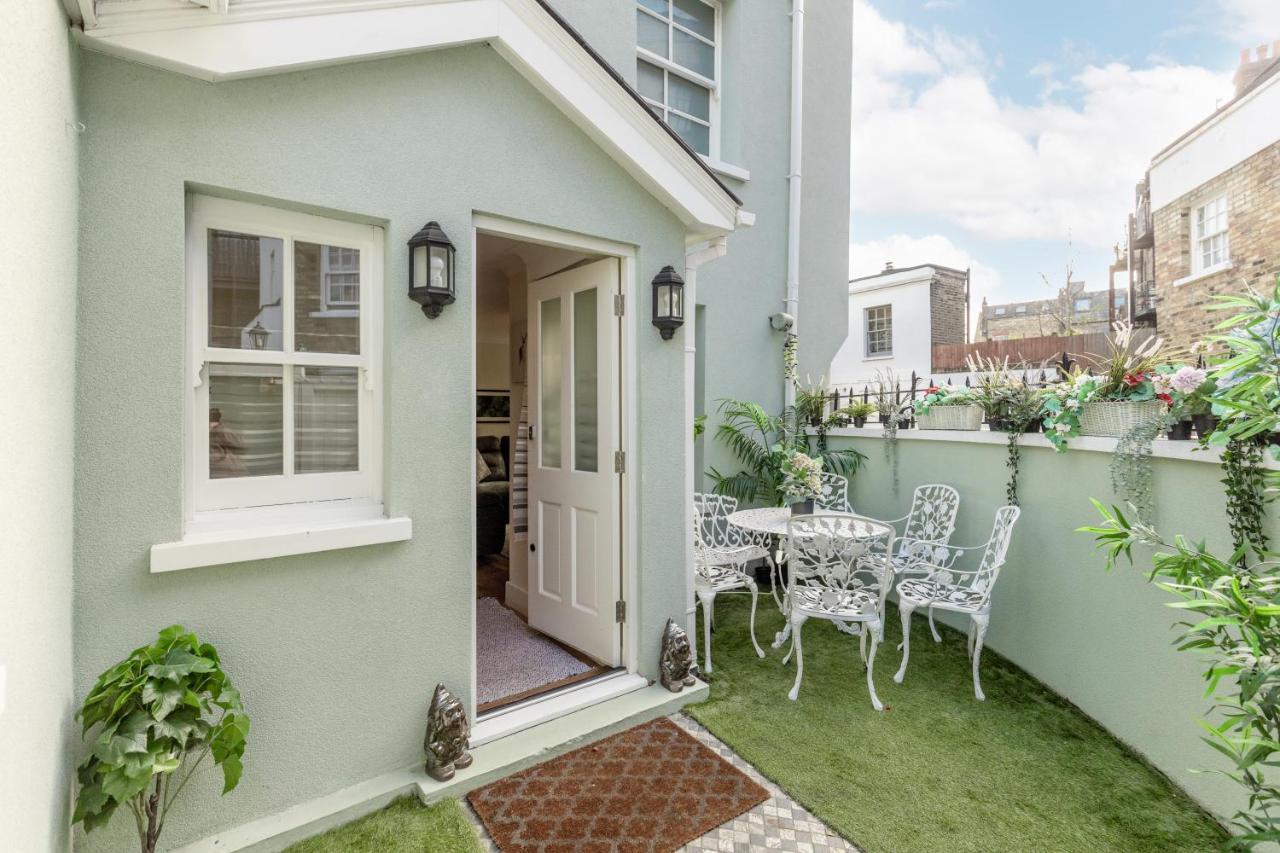 Stunning 3 Bed House With Garden Londres