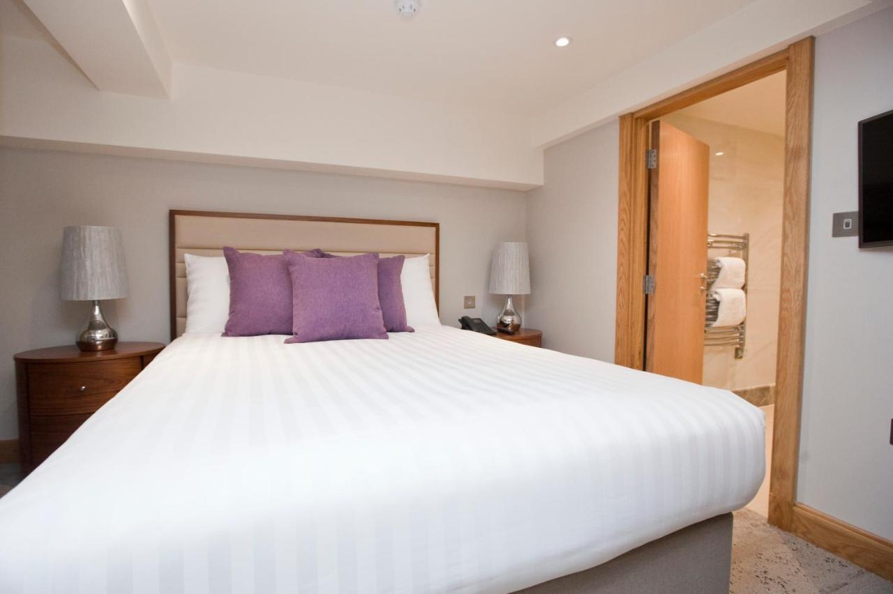 Sanctum Belsize Road * Londen