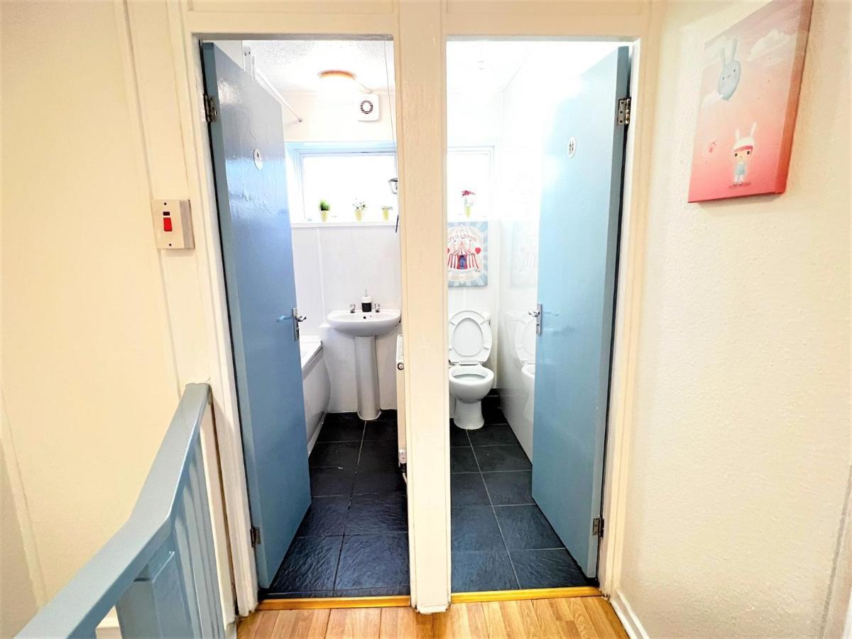 Stepney 17 Double Bedrooms * London