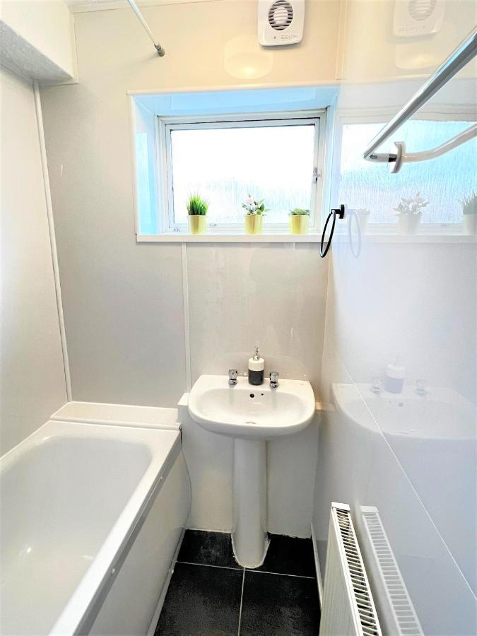 Stepney 17 Double Bedrooms