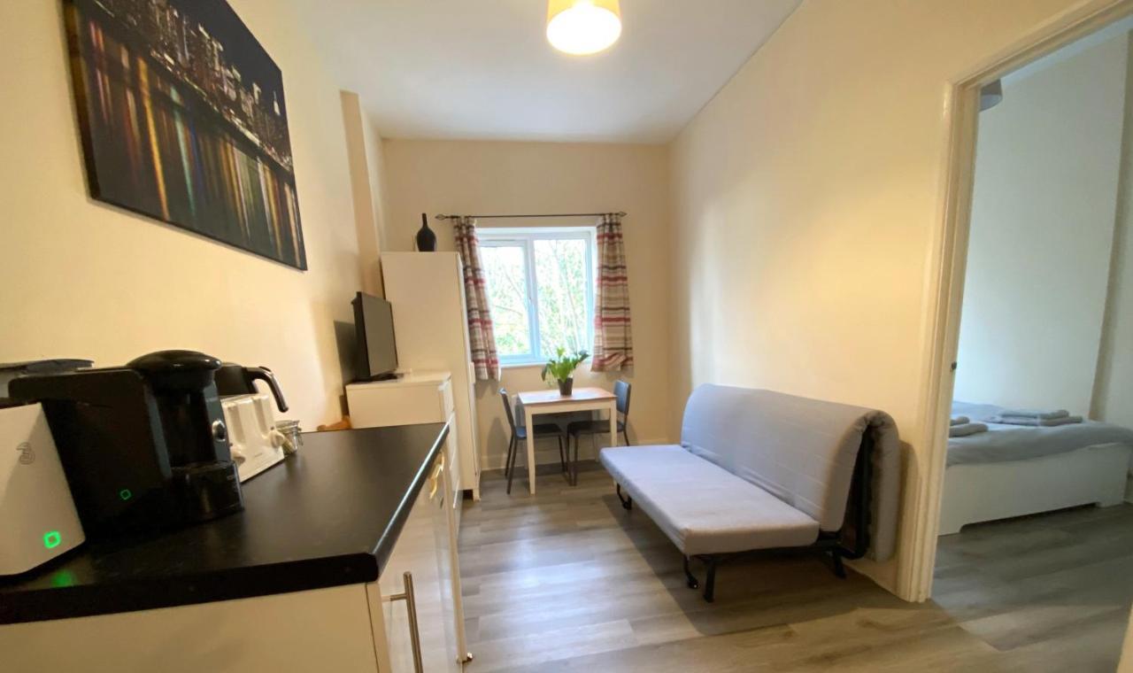 Lovely 1-bedroom Flat In Leilighet