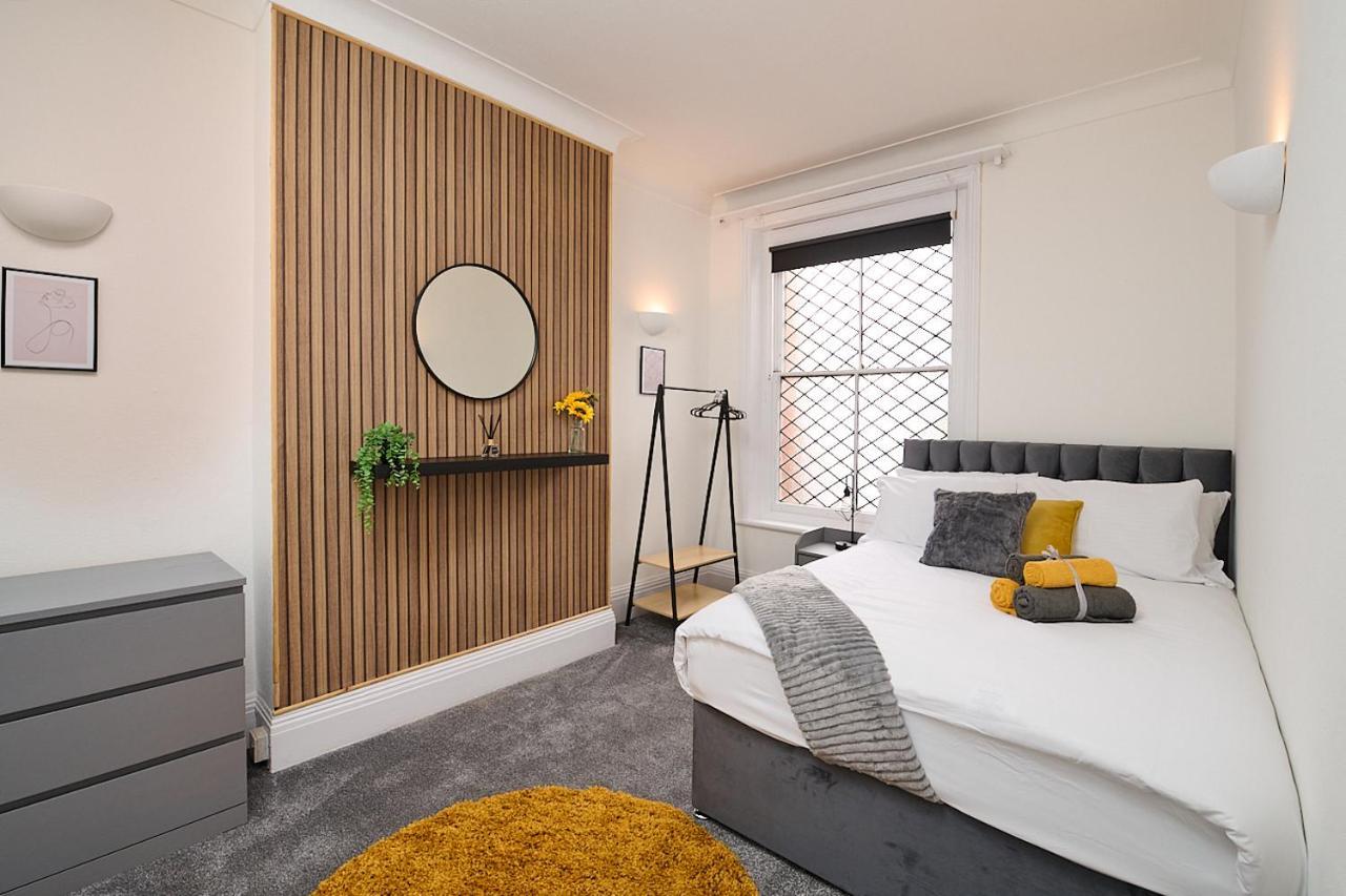 Spacious 3 Bedroom Apartment- Crouch End Appartement Londres