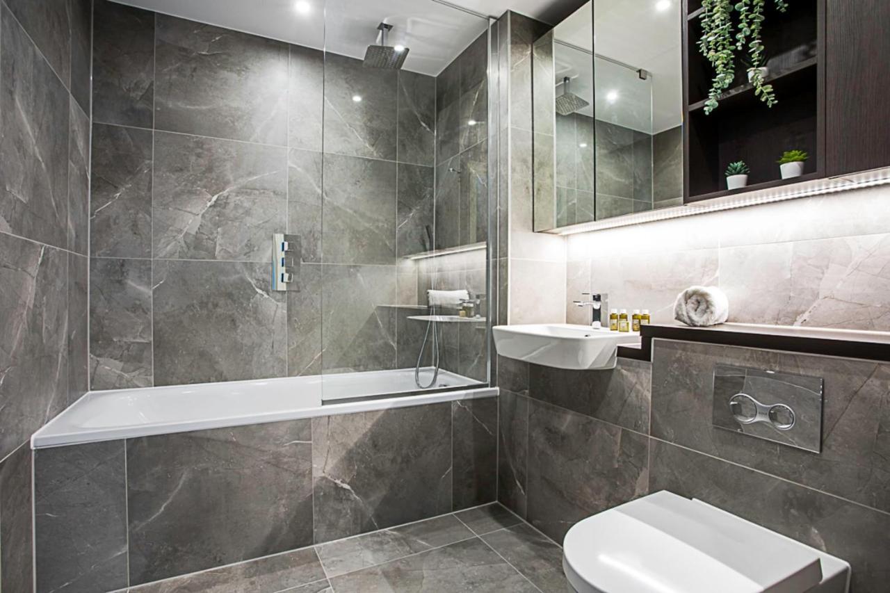 Beautiful 2 Bed Icon Tower Flat 5 Appartement Londres