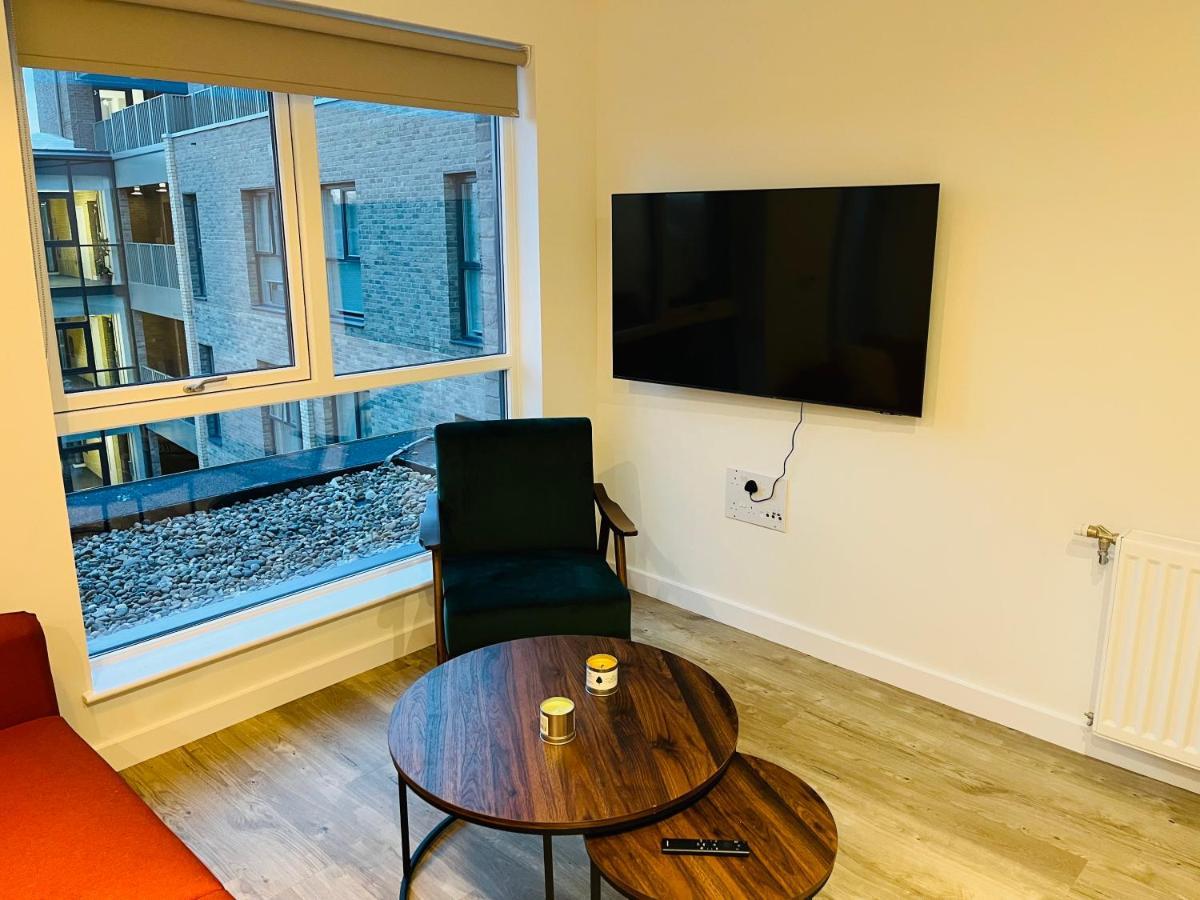 Appartement Modern Flat With A Skyline View *